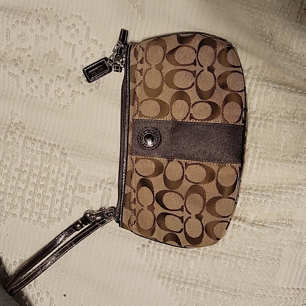 Authentic coach wristlet